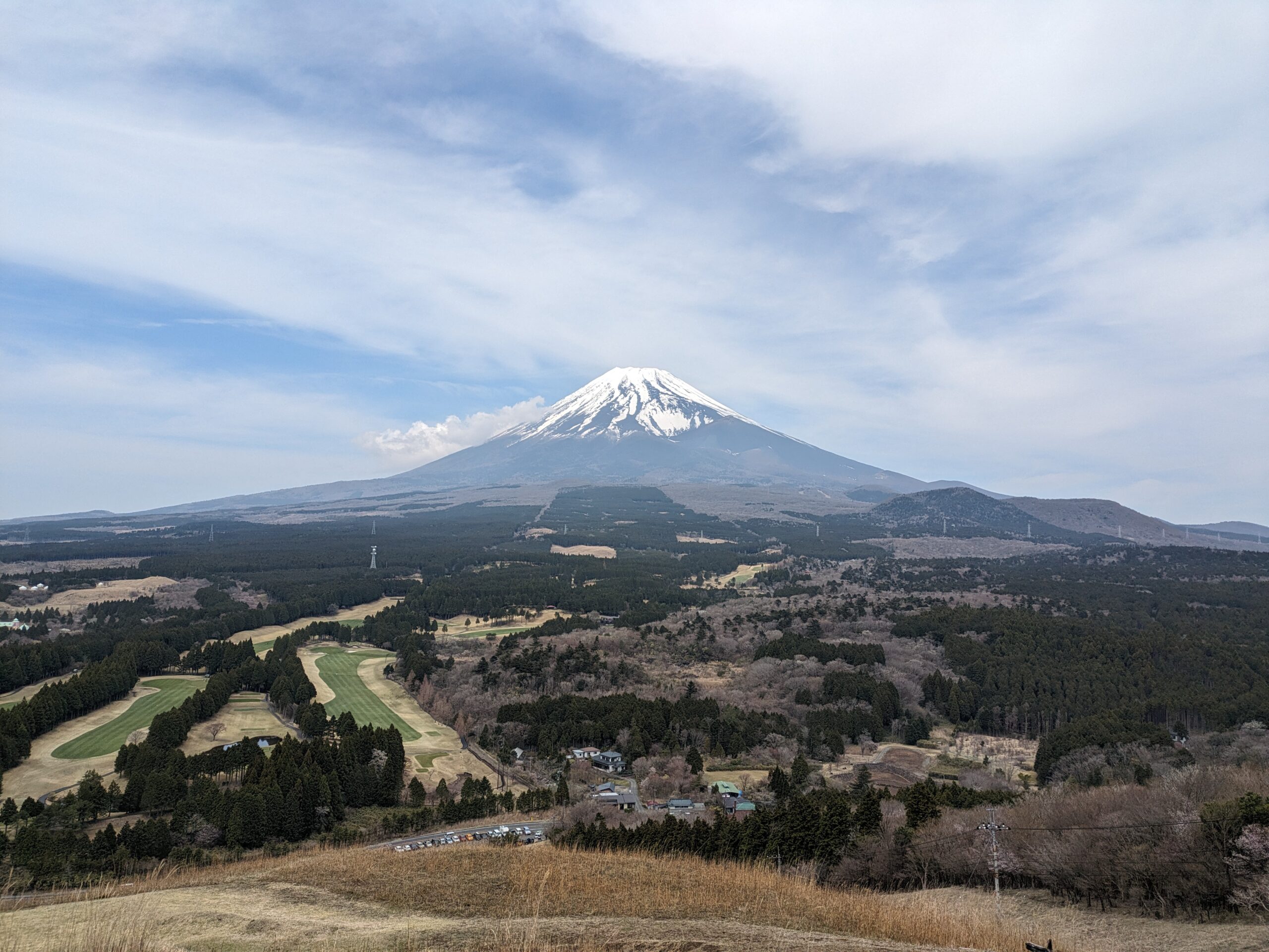 4月13日(日)　愛鷹山塊の最高峰　”越前岳”へ　